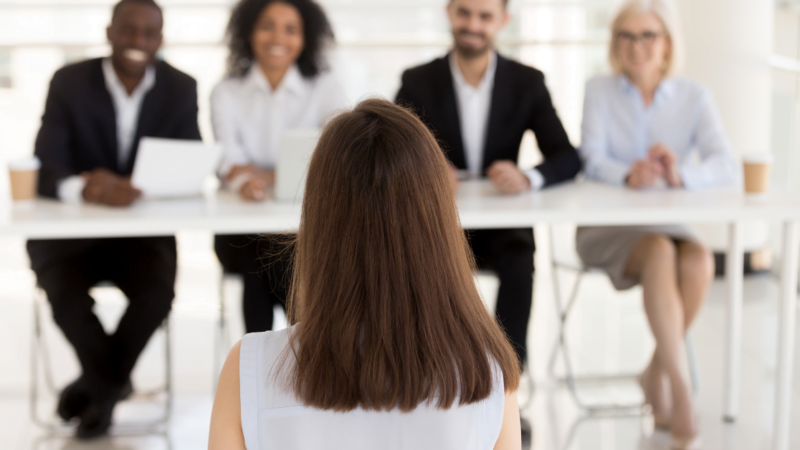 Como vestir para una entrevista de trabajo hombre ¡Elegante!